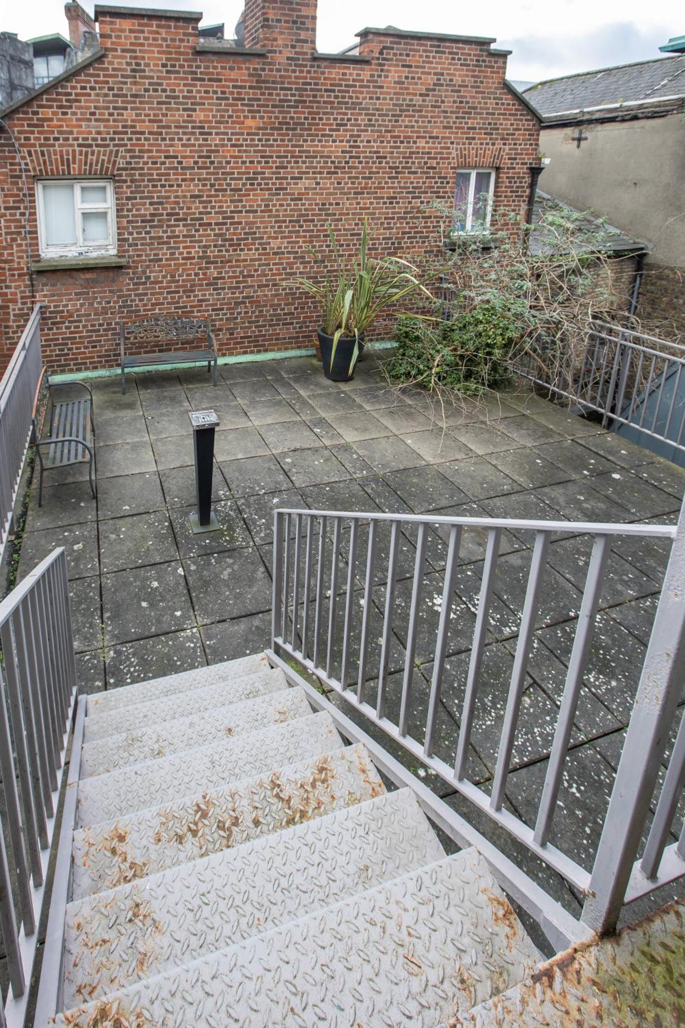 Temple Bar Essex Apartments Dublin Exterior foto